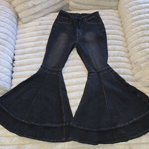 SHEIN Dark Flare Jeans